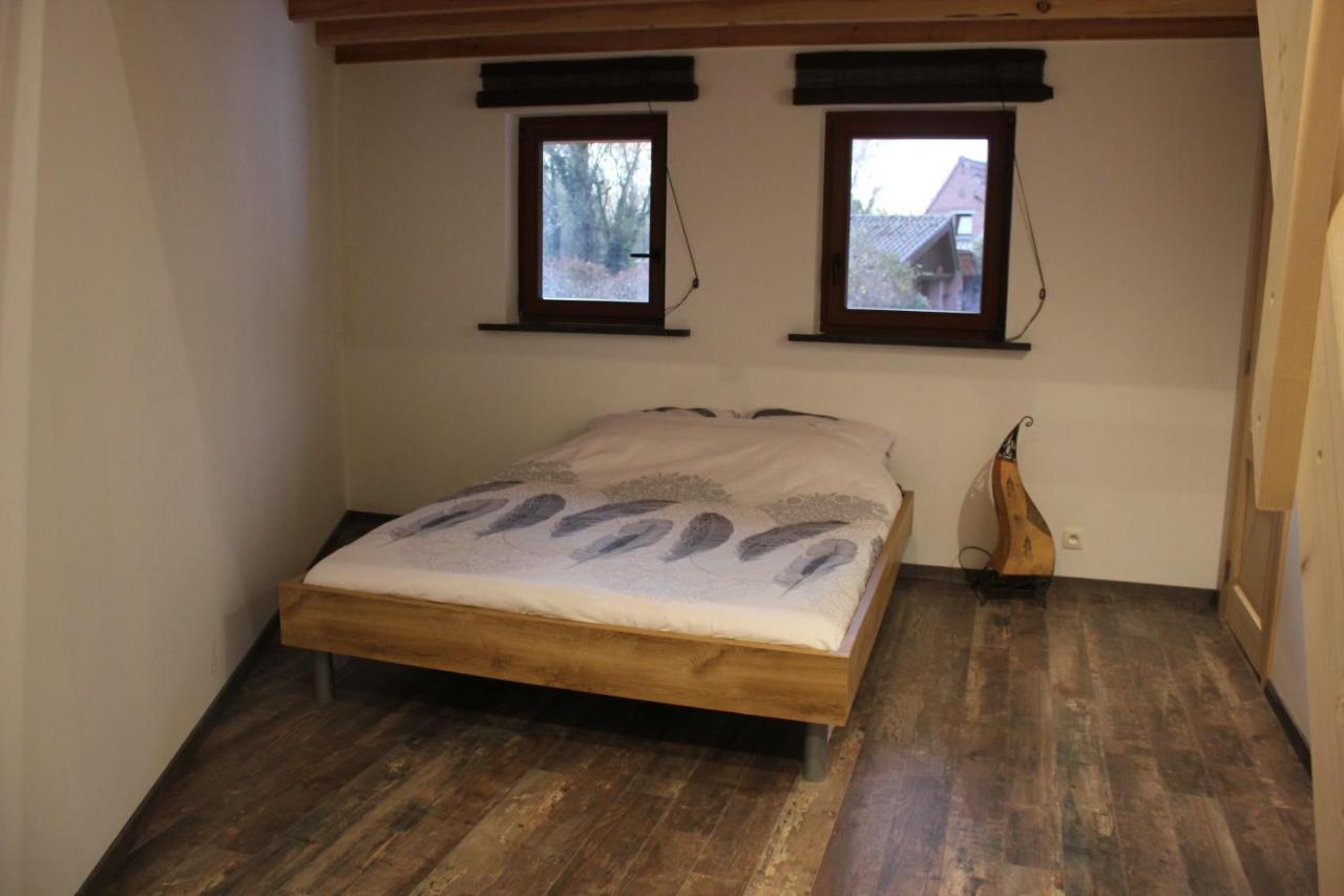 Maison Neuve En Bois Pres De Pairy Daisa Brugelette Eksteriør bilde